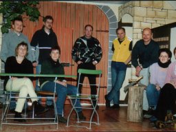 Theater 2003 - Dreistes Stück im Greisenglück